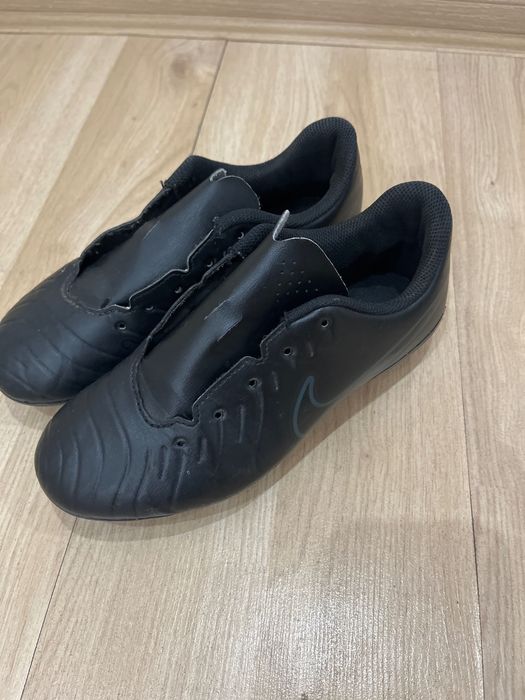 Nike Jr. Tiempo Legend 10 Club
