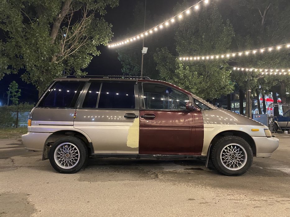 Ниссан прерия 1992