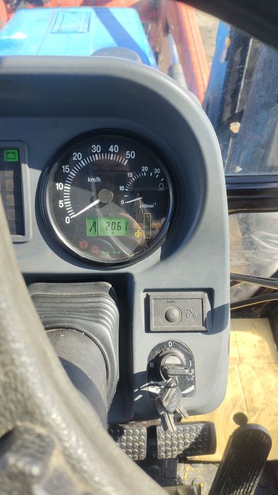 Беларус МТЗ 892 трактор