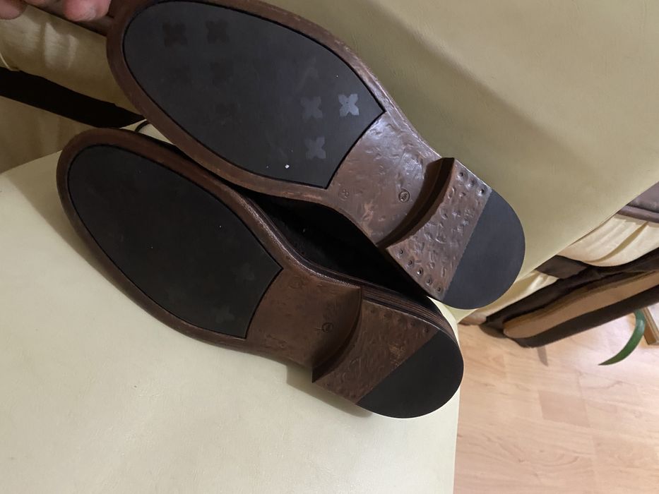 Vand ghete noi din piele intoarsa