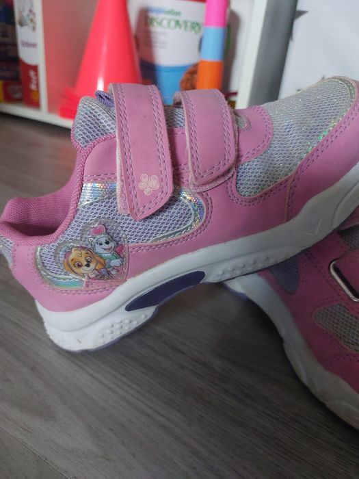 Adidași fete marimea 30