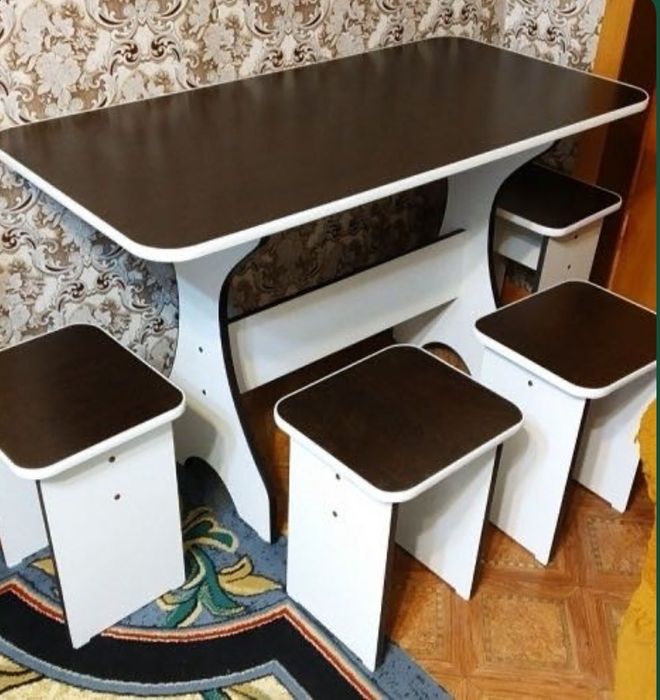 Стол комплект для кухня