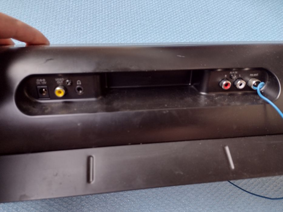 Акумулаторна колона с радио/USB/CD/AUX Medion