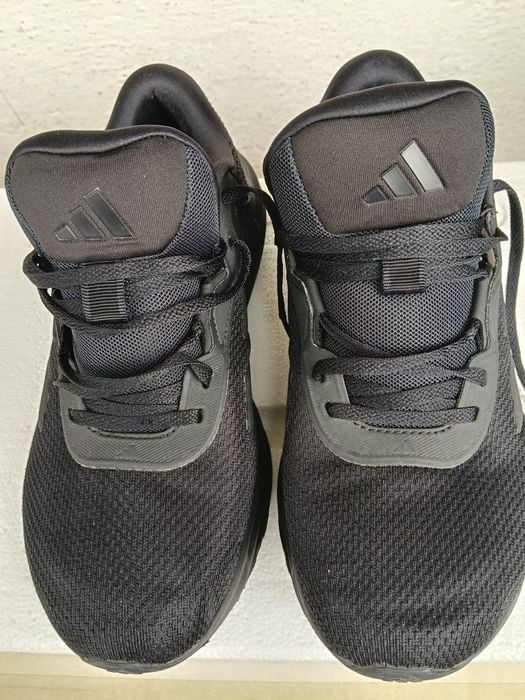 De vânzare adidas