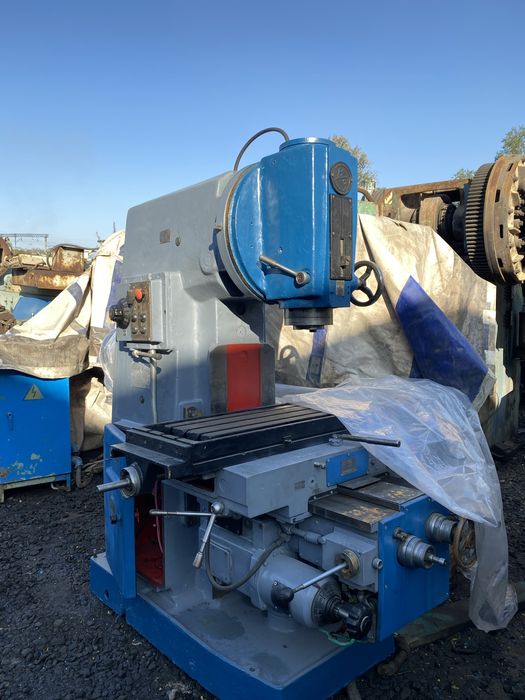 Фрезерный станок