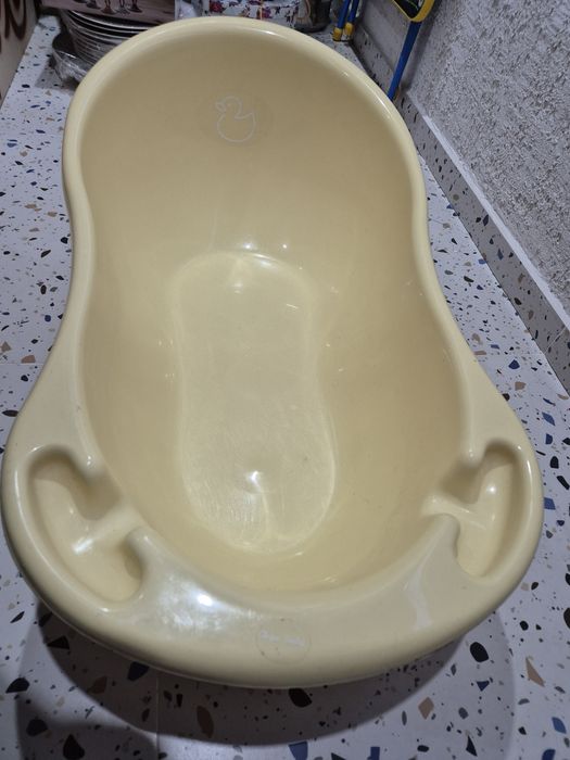 Продам детскую ванночку