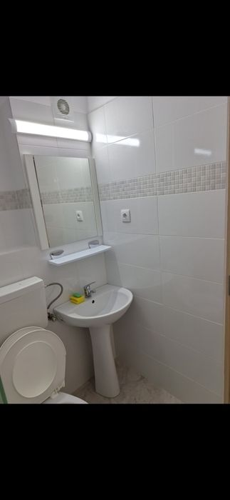 Proprietar,vând garsonieră!