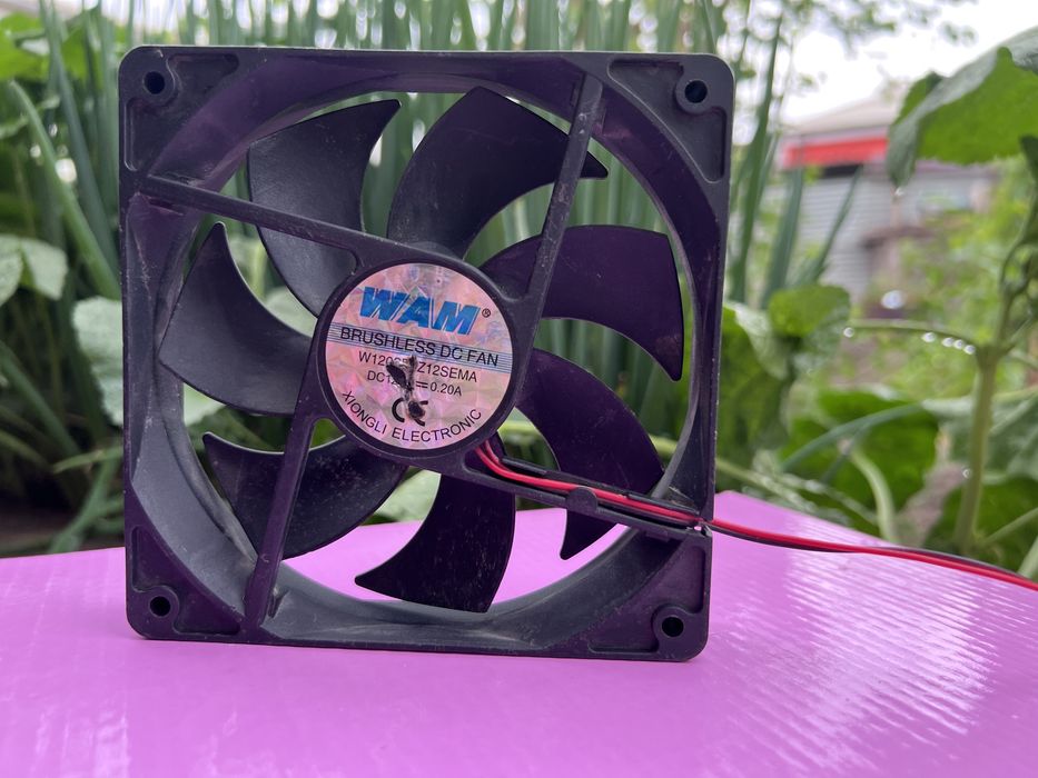 Кулер (вентилятор)