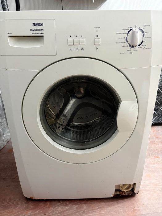 Стиральная машина  zanussi