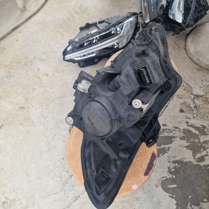 Mercedes Benz Vito 2015 ляв фар