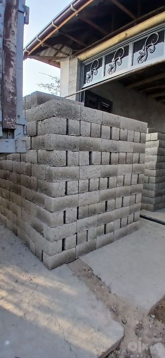 Jomboy shlaka blok