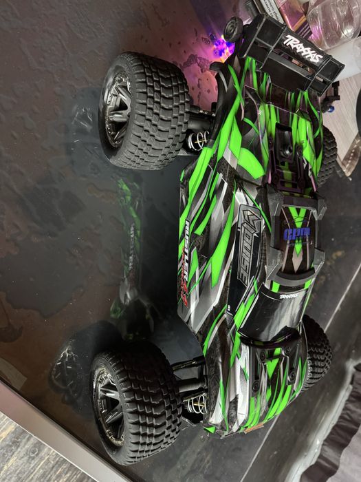Traxxas Rustler VXL Ultimate