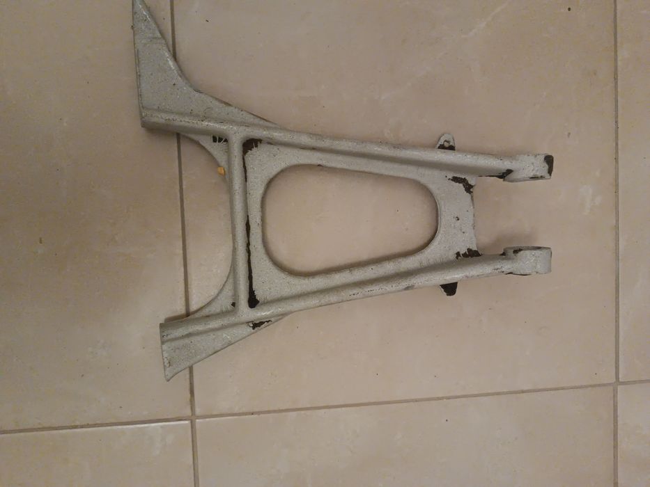 Продавам части за Ява 250