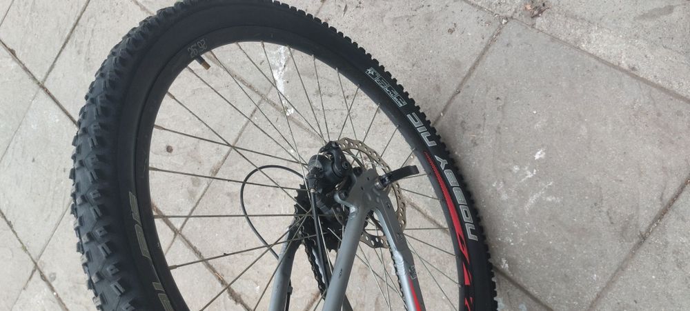 Продавам немски алуминиев велосипед   26 цола,37 см