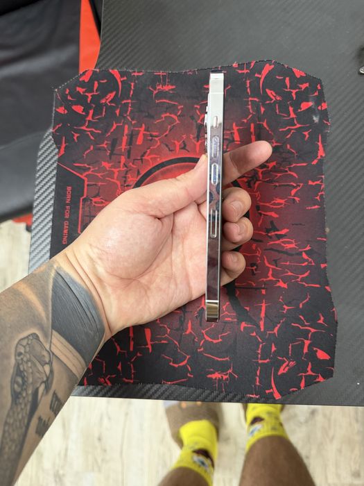 iPhone 14 pro 256g white vând/schimb