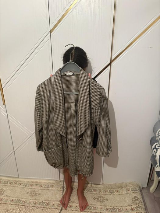 платье , куртка, пальто