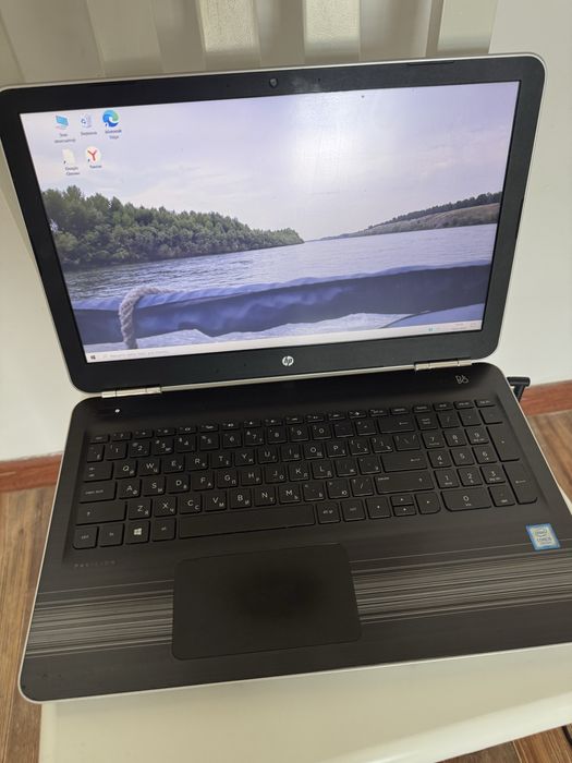 Ноутбук HP в хорошем состояний