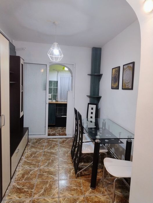 Apartament de închiriat