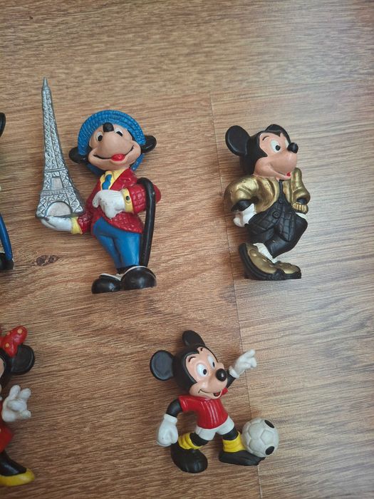 Lot 10 figurine Mickey Mouse