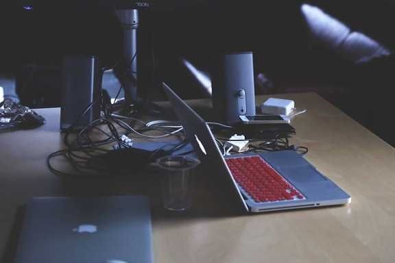 Компютърна помощ и ремонт – Бургас / Онлайн