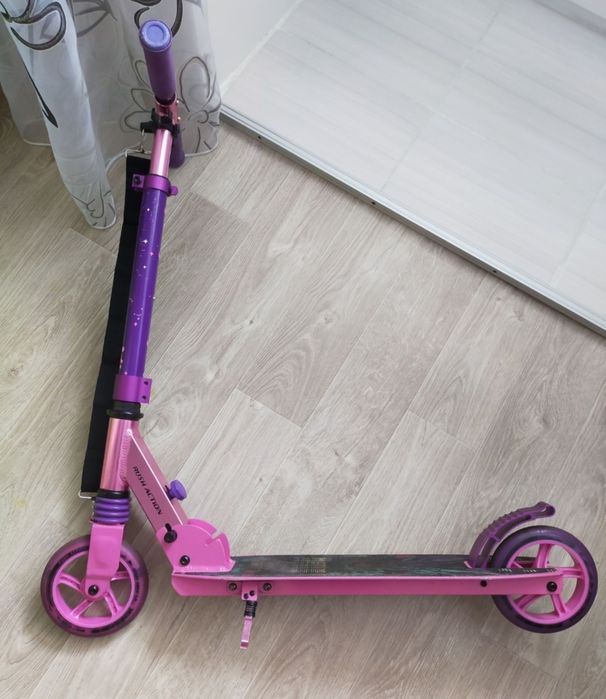 Самокат для девочки