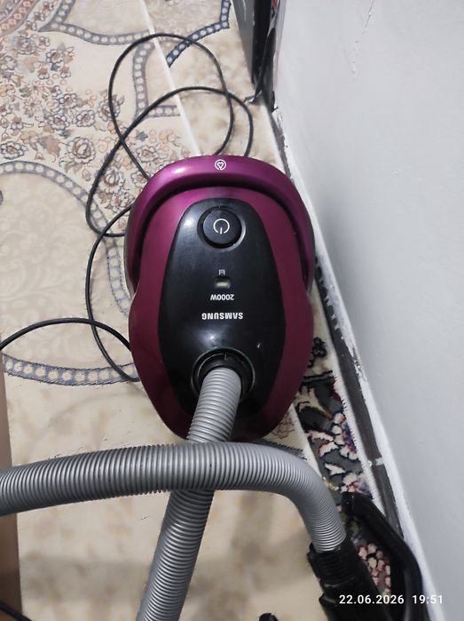 Samsung 2000W пылесос сотилади!
Кучли тортиш қувватига эга, уй шароити