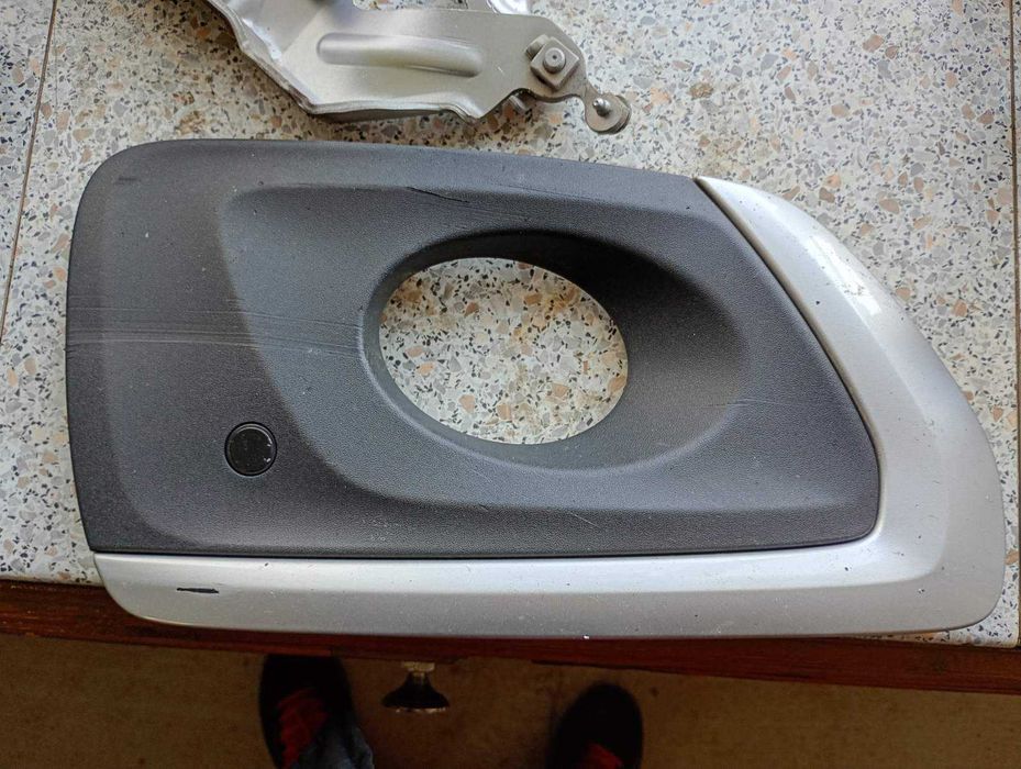 Броня, решетка, маска за Volvo XC70, V70