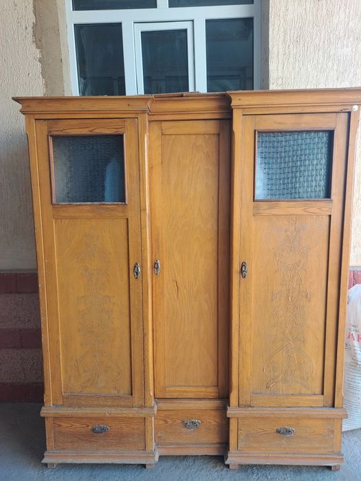 Shkaf stenka televizor Б/У sotiladi