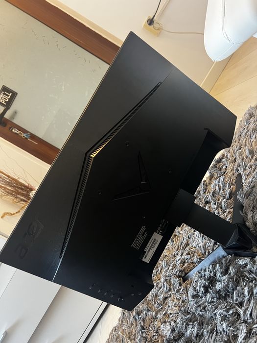 Monitor gaming LED VA Acer Nitro 21.5  Full HD HDMI 1ms Negru QG221Q