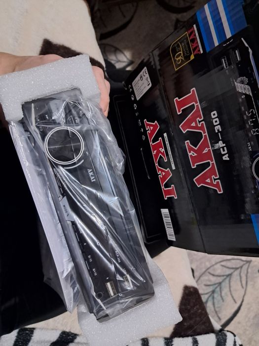 Сиди за кола JVC и AKAI