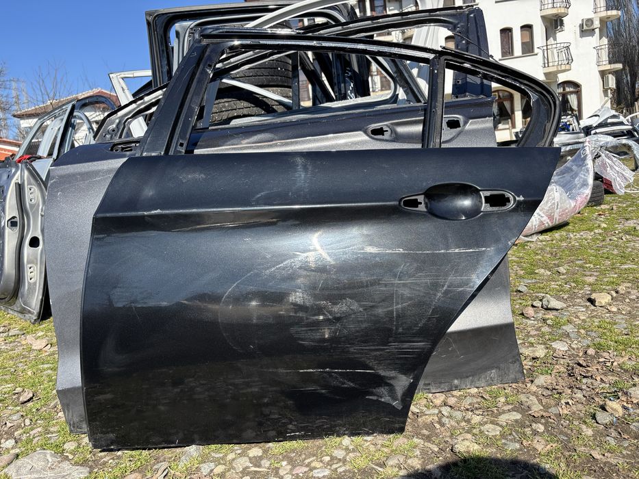 Врата БМВ Е90/BMW 3 E90
