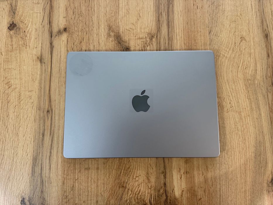 MacBook Pro 14" M3 8-CPU, 10-GPU, 16GB RAM, 1TB SSD