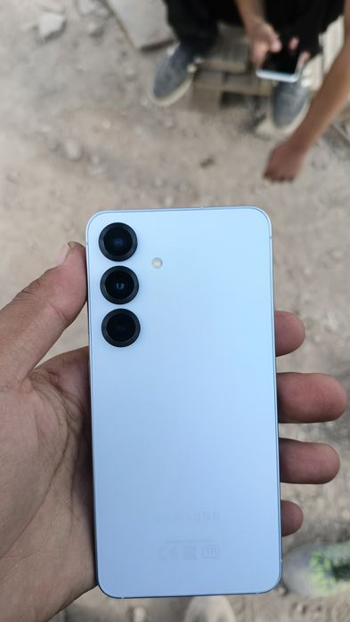 Продам Samsung S-25 128gb