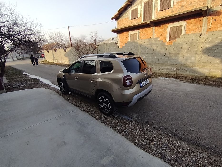 Vând Dacia Duster .1.5 cdti 4×4