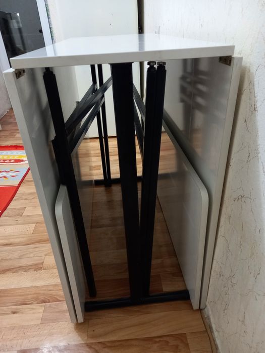 Продам стол , раздвижной