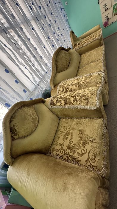 Диван және 2 кресло