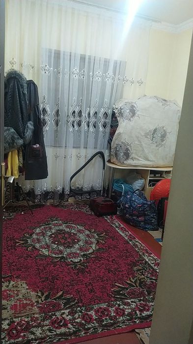 3xonali uy sotiladi. 2.8sotix Tosh viloyati Davron. Chinor ko'chasi