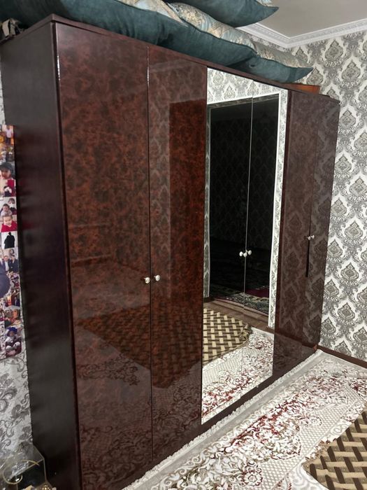 Спальный гарнитур . Срочно