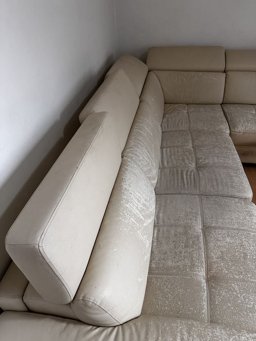 Кожен разтегателен диван за претапициране