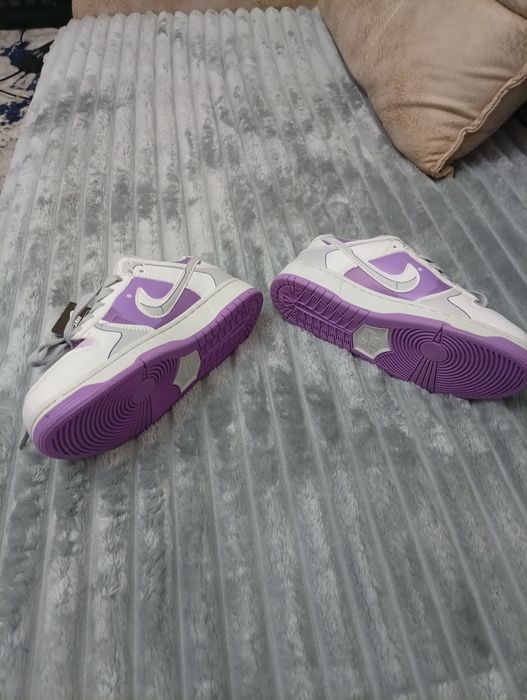 Продаются крассовки новые.