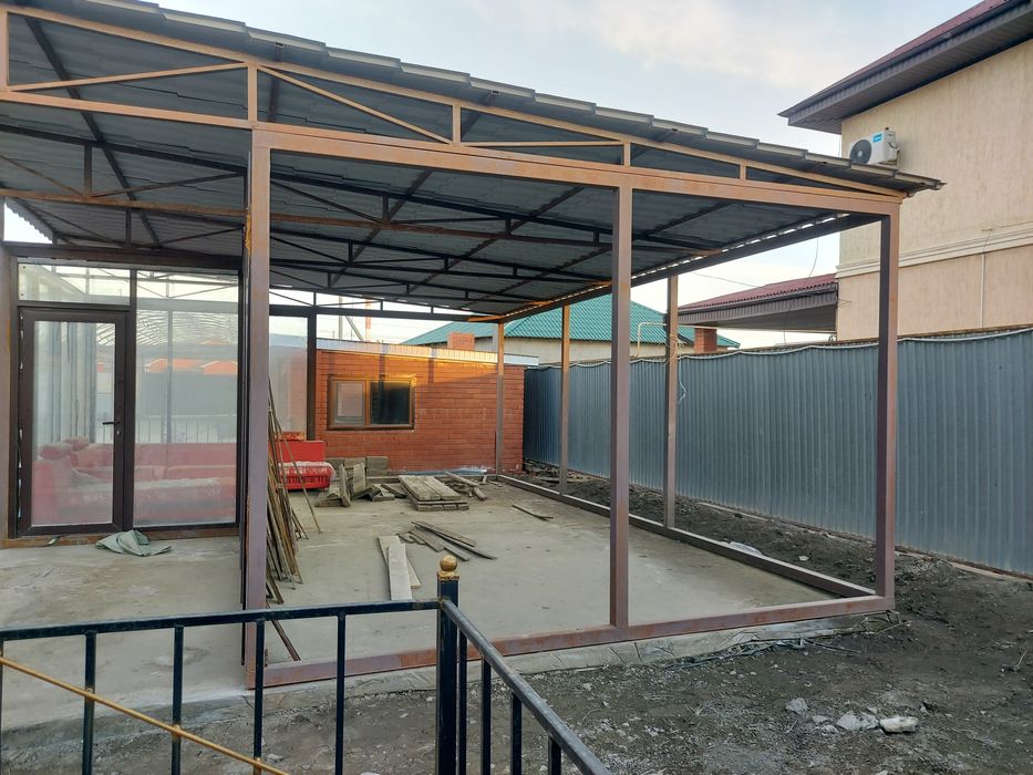 Беседка из металлокаркаса