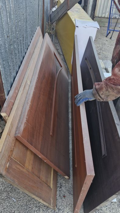 Продам межкомнатные двери