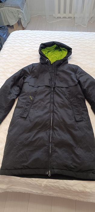 Продам куртки женские