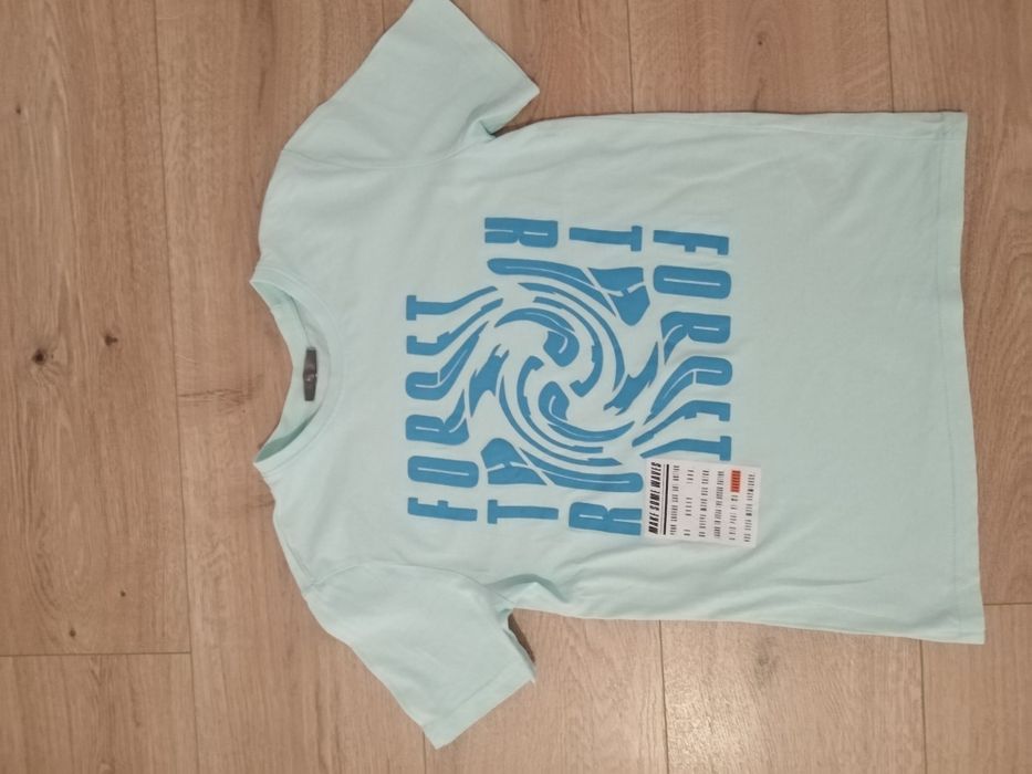 Тениски за момче 134-140 см.