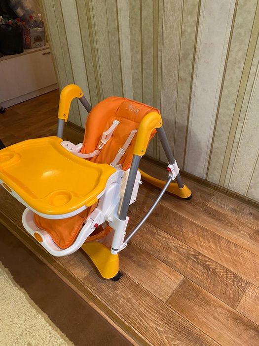 Продам детский стульчик для кормления
