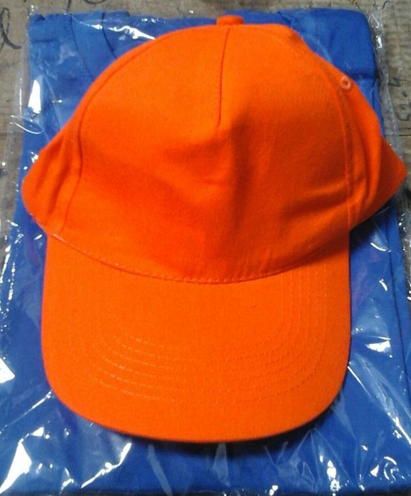 Бейсболки оптом однотонные.