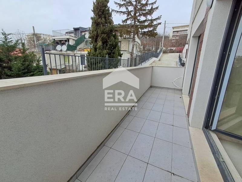Продава се Двустаен апартамент в Варна, Бриз - 66 кв.м за 1082 €/кв.м - Снимка #6