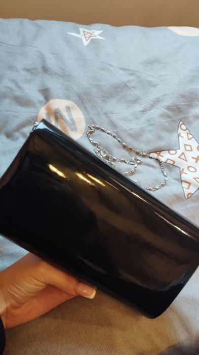 Модерна дамска чантичка