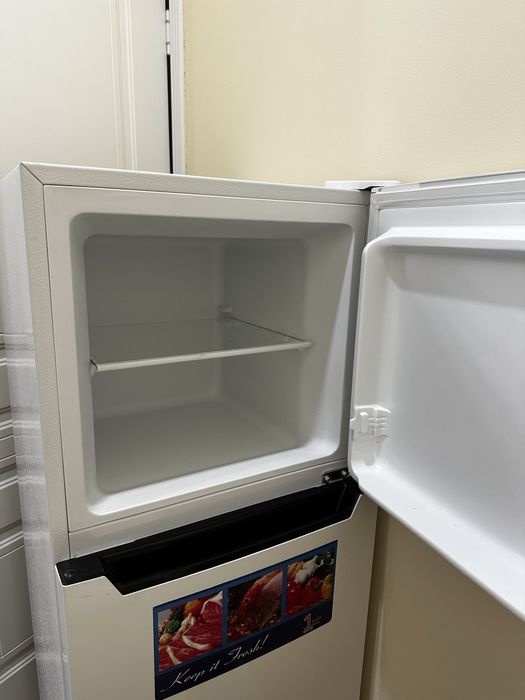 Холодильник AVA ARF-142LN