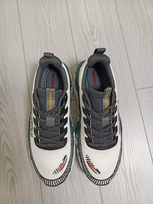 Pantofi sport Nr 42 /26,5 cm